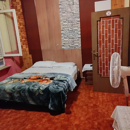 Watganventhouse * Angeli (Ancona)